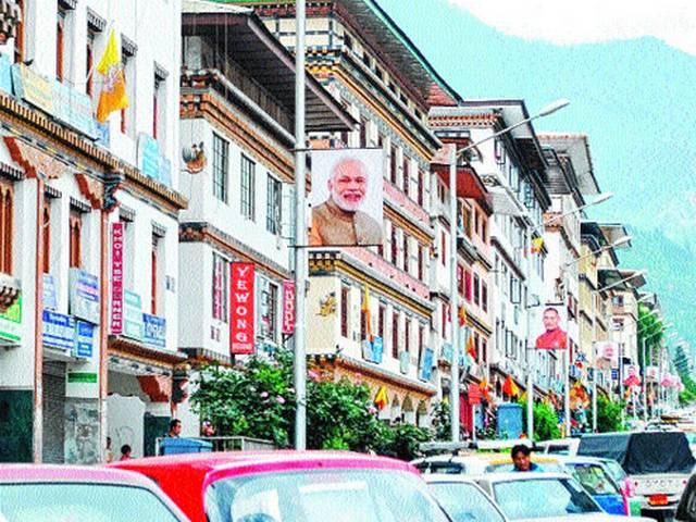 Rupee crunch awaits Modi in Bhutan