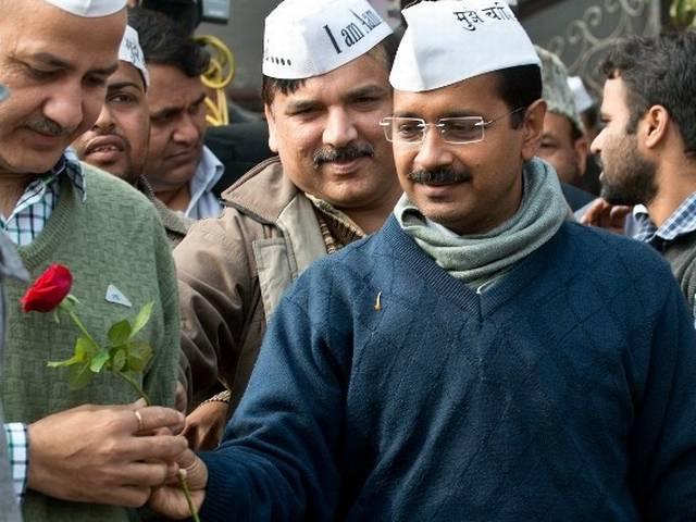 केजरीवाल कराएंगे बिजली कंपनियों का सीएजी ऑडिट केजरीवाल कराएंगे बिजली कंपनियों का सीएजी ऑडिट