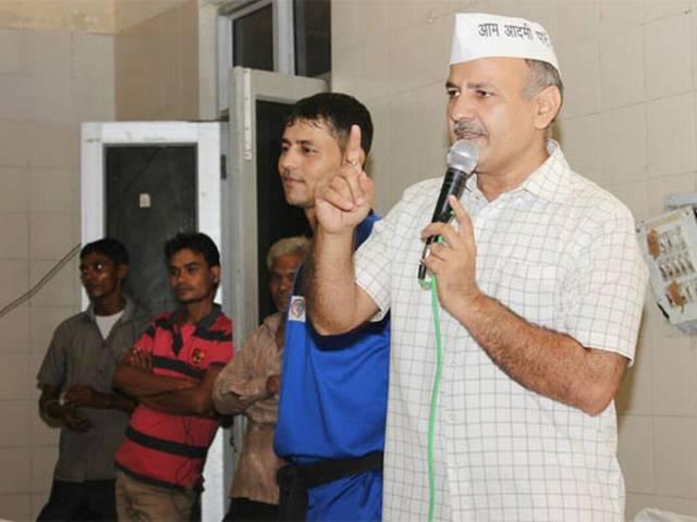 हंगामे के बाद फ्लैट तो लौटा दिया अब गाड़ी कब लौटाएंगे केजरीवाल सरकार के मंत्री? हंगामे के बाद फ्लैट तो लौटा दिया अब गाड़ी कब लौटाएंगे केजरीवाल सरकार के मंत्री?
