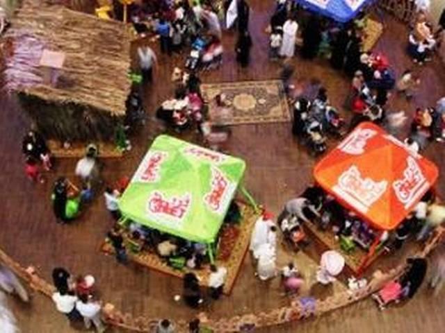 भारतीय दर्जी ने लाटरी में जीती लग्जरी कारें और एक लाख दिरहम भारतीय दर्जी ने लाटरी में जीती लग्जरी कारें और एक लाख दिरहम