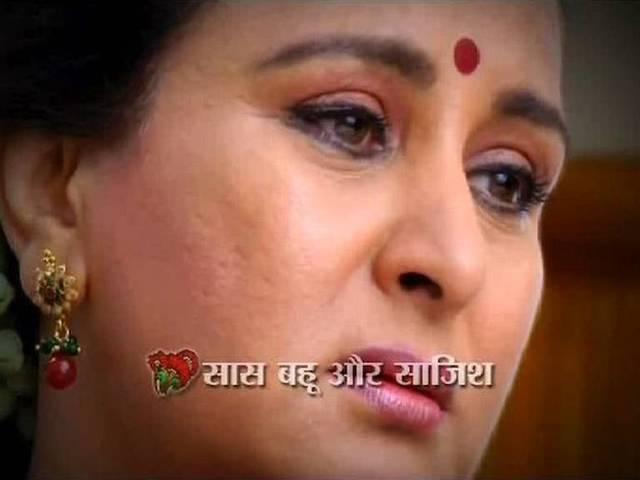 एक दूसरे के सुख-दुख पर रोती-हंसती हैं ये सास-बहू... एक दूसरे के सुख-दुख पर रोती-हंसती हैं ये सास-बहू…