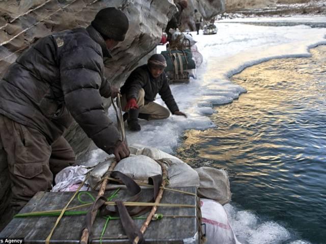 जब एक भारतीय मां की हिम्मत ने हिमालय को भी झुका दिया जब एक भारतीय मां की हिम्मत ने हिमालय को भी झुका दिया