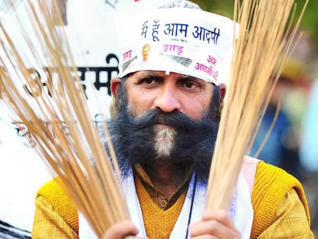 विजय विद्रोही की त्वरित टिप्पणी... मीडिया से अब इतनी खुंदक क्यों है केजरीवाल को! विजय विद्रोही की त्वरित टिप्पणी… मीडिया से अब इतनी खुंदक क्यों है केजरीवाल को!