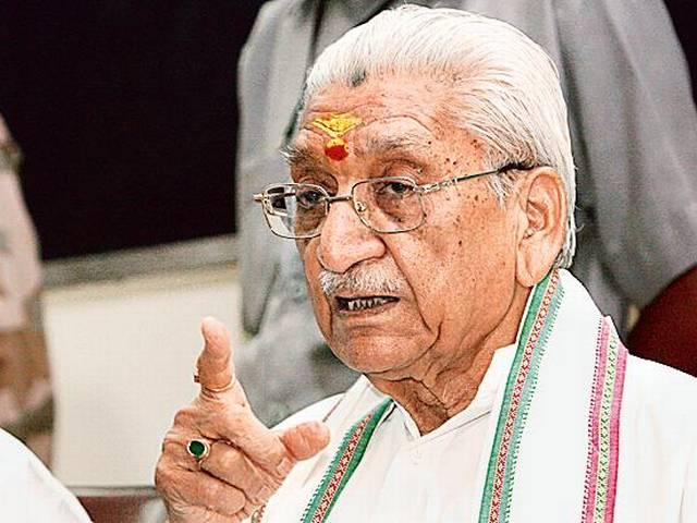 केजरीवाल की कामयाबी में सीआईए का हाथ: VHP केजरीवाल की कामयाबी में सीआईए का हाथ: VHP