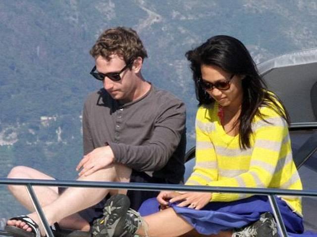 फेसबुक के मार्क जकरबर्ग ने दिया सबसे बड़ा दान फेसबुक के मार्क जकरबर्ग ने दिया सबसे बड़ा दान