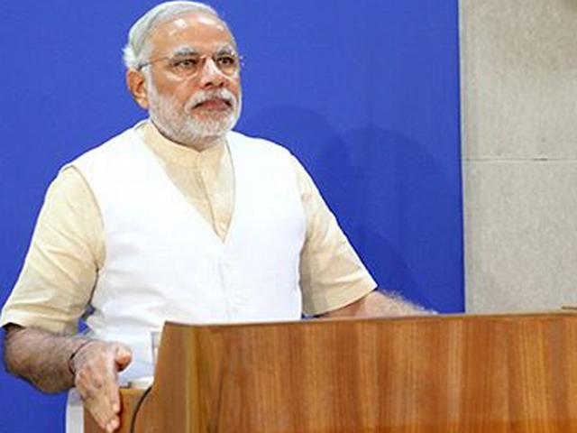 कांग्रेस को बचाने के लिए तीसरा मोर्चा: मोदी कांग्रेस को बचाने के लिए तीसरा मोर्चा: मोदी