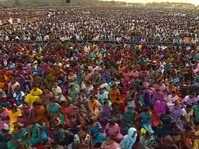 मोदी को 'प्रेगनेंट महिला' आतंकी से खतरा! मोदी को ‘प्रेगनेंट महिला’ आतंकी से खतरा!
