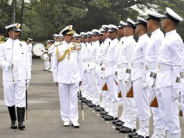 नौसेना का संकट: रक्षा मंत्री से इस्तीफे की मांग, वाइस एडमिरल दे सकते हैं इस्तीफा? नौसेना का संकट: रक्षा मंत्री से इस्तीफे की मांग, वाइस एडमिरल दे सकते हैं इस्तीफा?