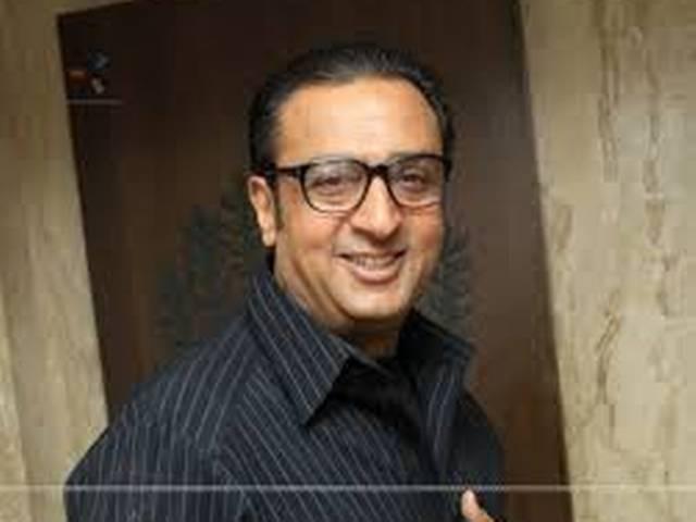 बॉलीवुड में भी हाथी को आजाद करने की मांग उठी बॉलीवुड में भी हाथी को आजाद करने की मांग उठी