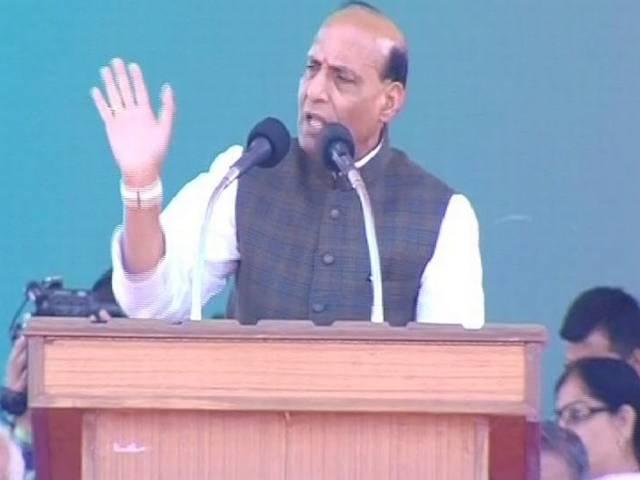 मोदी का दावा, 'सबका' स-सपा, ब- बसपा और क- कांग्रेस का विनाश तय, ये मुसलमानों को वोट का टुकड़ा समझते हैं मोदी का दावा, ‘सबका’ स-सपा, ब- बसपा और क- कांग्रेस का विनाश तय, ये मुसलमानों को वोट का टुकड़ा समझते हैं