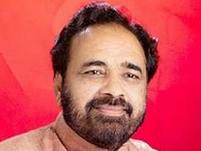 बीजेपी का परिवारवाद, बीवी-बच्चों को टिकट दिलाने पर मंत्रियों में सिर फुटव्वल बीजेपी का परिवारवाद, बीवी-बच्चों को टिकट दिलाने पर मंत्रियों में सिर फुटव्वल