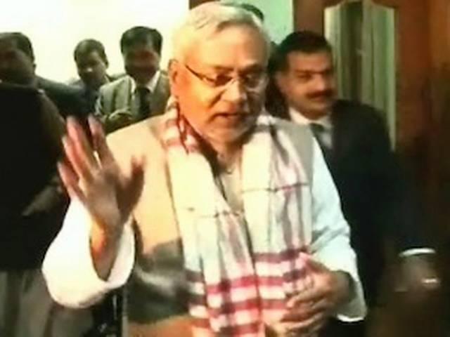गुजरात में मुसलमानों की स्थिति को लेकर मोदी के आंकडों की नीतीश ने खिल्ली उड़ायी गुजरात में मुसलमानों की स्थिति को लेकर मोदी के आंकडों की नीतीश ने खिल्ली उड़ायी