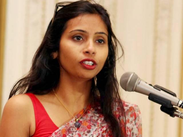 न्यूयॉर्क की अदालत से राहत के बावजूद देवयानी खोब्रागडे के खिलाफ अमेरिका में गिरफ्तारी वारंट जारी, अमेरिकी जांच एजेंसियों ने लगाए नए सिरे से आरोप न्यूयॉर्क की अदालत से राहत के बावजूद देवयानी खोब्रागडे के खिलाफ अमेरिका में गिरफ्तारी वारंट जारी, अमेरिकी जांच एजेंसियों ने लगाए नए सिरे से आरोप