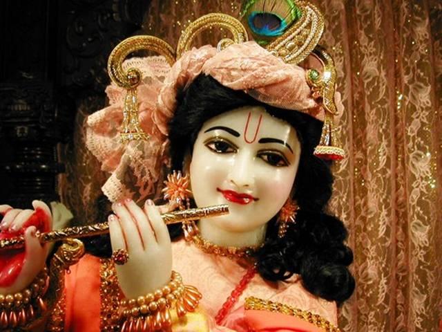 वृंदावन में निर्मित होगा भगवान कृष्ण का 70 मंजिला मंदिर वृंदावन में निर्मित होगा भगवान कृष्ण का 70 मंजिला मंदिर