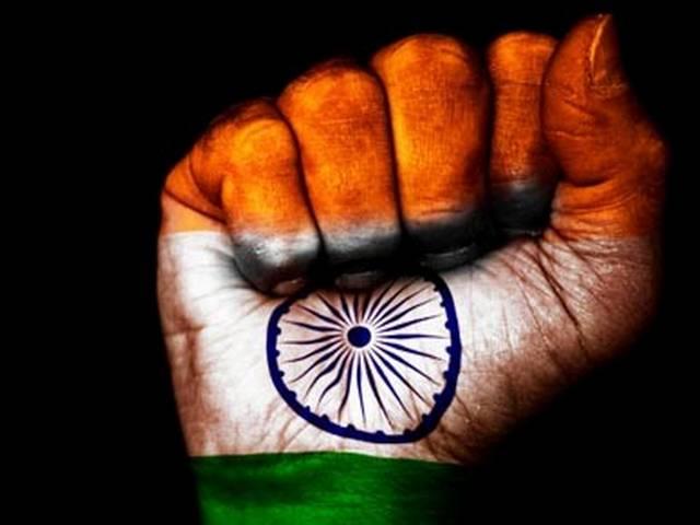 भारत की आजादी से लेकर अब तक वोट दे रहा ये देशभक्त! भारत की आजादी से लेकर अब तक वोट दे रहा ये देशभक्त!