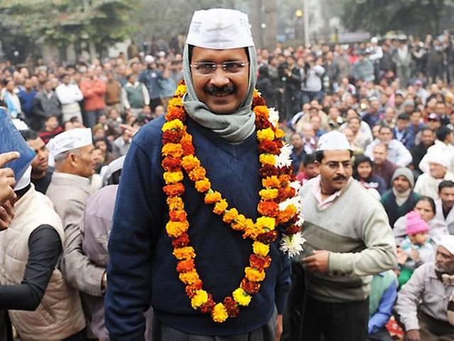 केजरीवाल के शपथग्रहण के वक्त जबर्दस्त सुरक्षा घेरे में था रामलीला मैदान केजरीवाल के शपथग्रहण के वक्त जबर्दस्त सुरक्षा घेरे में था रामलीला मैदान