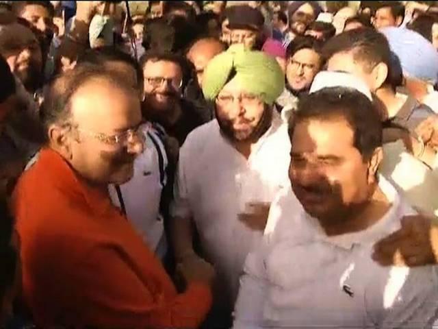 ABP LIVE: 'कांग्रेस के राज में 700 दंगे हुए' ABP LIVE: ‘कांग्रेस के राज में 700 दंगे हुए’