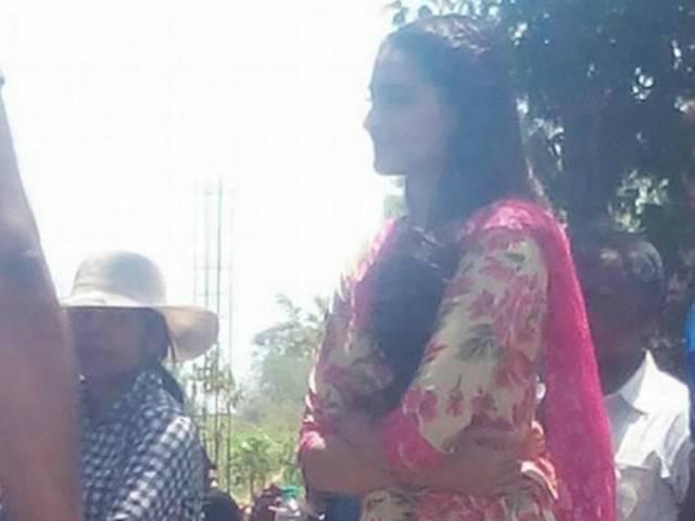 'डॉली की डोली' में कुछ ऐसी दिखेंगी स्टाइल दीवा सोनम कपूर ‘डॉली की डोली’ में कुछ ऐसी दिखेंगी स्टाइल दीवा सोनम कपूर