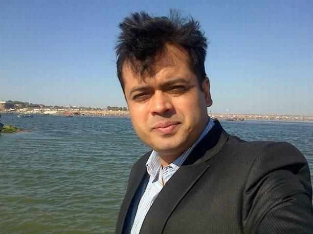 LIVE CHAT में शाम पांच बजे से अभिसार शर्मा से पूछें सवाल LIVE CHAT में शाम पांच बजे से अभिसार शर्मा से पूछें सवाल