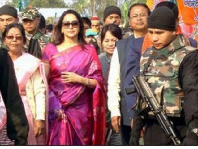 चुनाव मैदान में दो हेमामालिनी : एक का चुनाव चिन्ह कमल तो दूसरी का गोभी का फूल चुनाव मैदान में दो हेमामालिनी : एक का चुनाव चिन्ह कमल तो दूसरी का गोभी का फूल