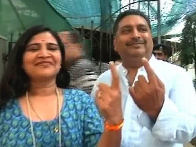 बारह राज्यों की 117 सीटों पर आज हुआ मतदान, मुंबई में टूटा पिछली बार का रिकॉर्ड बारह राज्यों की 117 सीटों पर आज हुआ मतदान, मुंबई में टूटा पिछली बार का रिकॉर्ड