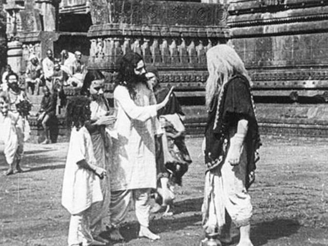 विशेष: एक दौरा ऐसा भी था जब दादा साहेब ने 'रसोइया' को ही बना दिया हिरोइन विशेष: एक दौरा ऐसा भी था जब दादा साहेब ने ‘रसोइया’ को ही बना दिया हिरोइन