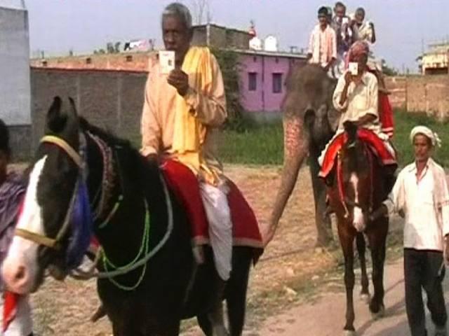 आठवें चरण में भी पश्चिम बंगाल में बंपर वोटिंग 81 फीसदी, यूपी और बिहार में करीब 56 फीसदी मतदान आठवें चरण में भी पश्चिम बंगाल में बंपर वोटिंग 81 फीसदी, यूपी और बिहार में करीब 56 फीसदी मतदान