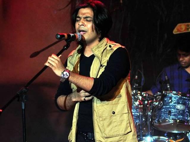 कोर्ट कचहरी के चक्कर में इस साल फंसी रहीं ये बॉलीवुड हस्तियां कोर्ट कचहरी के चक्कर में इस साल फंसी रहीं ये बॉलीवुड हस्तियां