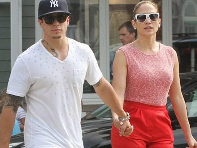 जेनिफर लोपेज के पूर्व प्रेमी का अब भी उनके घर में ही बसेरा jennifer lopez_casper smart