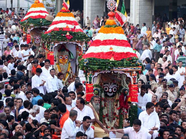 भगवान जगन्नाथ की 137 वीं रथयात्रा शुरू jaggannath_yatra_puri