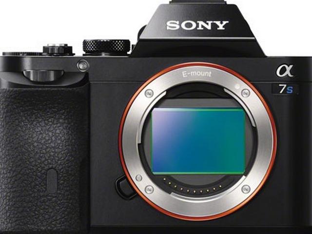 सोनी ने कैमरे के 3 नए माडल उतारे sony_camera_new model