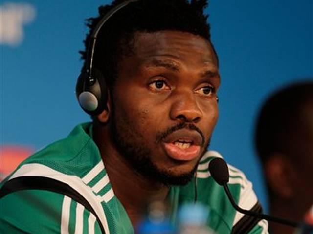 आत्मघाती गोल करने वाले योबो ने लिया संन्यास fifa_nigeria_defender_retirement