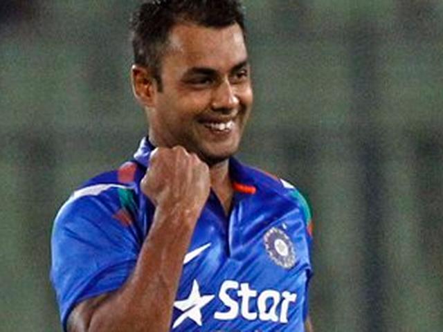 पुजारा, बिन्नी के अर्धशतक से भारत के छह विकेट पर 341 रन india_testmatch