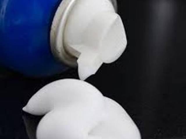 कोलंबिया ने ‘शेविंग फोम’ और आटे पर प्रतिबंध लगाया columbia_banned_shaving_foam