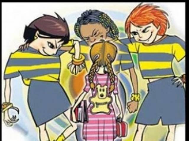 पटना में स्कूल-कॉलेज के पास पकड़े गए 7,000 मनचले patna_700_eavteasing