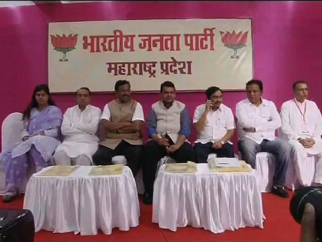 क्या महाराष्ट्र में बीजेपी और शिवसेना का गठबंधन खतरे में है? maharashtra_bjp_shivsena