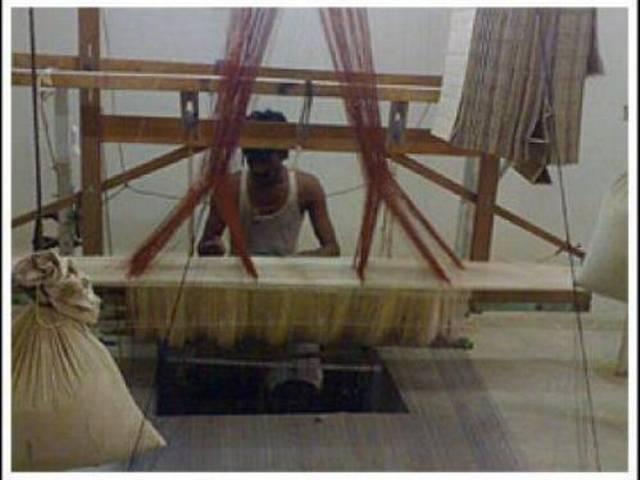 ब्रांडिंग से आएंगे बुनकरों के 'अच्छे दिन' branding_boonkar_sarree_banaras_modi