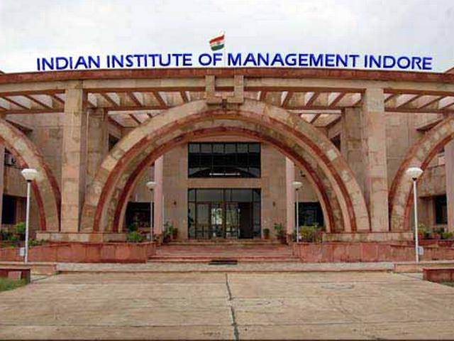 5 आईआईटी, 5 आईआईएम और 12 नए मेडिकल कॉलेज खोले जाएंगे _five _new _IITs _and _five _new _IIMs