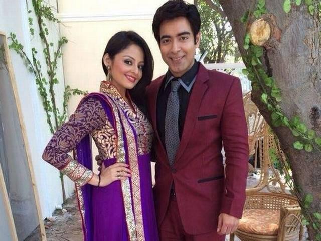 अपनी 'भाभी' को डेट कर रहे हैं ज़ैन अब्दुल्ला? beinteha_zain_and_nafeesa