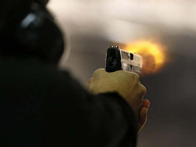 दिल्ली में पूर्वोत्तर के युवक पर हमला delhi_north_east_boy_shot
