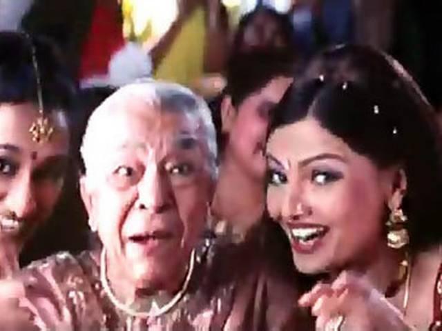 जब जोहरा सेहगल ने चाय की जगह मंगवाई शैंपेन zohra_sahagal