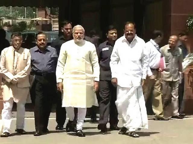 BRICS सम्मेलन में भाग लेने के लिए ब्राजील रवाना हुए पीएम मोदी brics_summit_brazil_modi_first_huge_forigen_trip