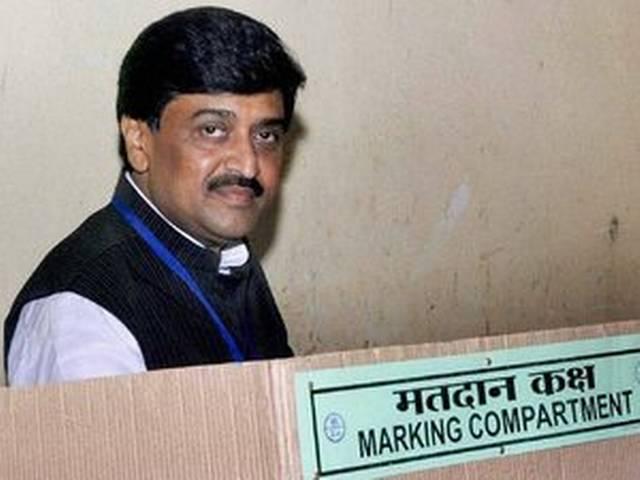 अशोक चव्हाण को चुनाव आयोग का नोटिस, आपको अयोग्य क्यों न करार दे दिया जाए paid news_ashok chauhan