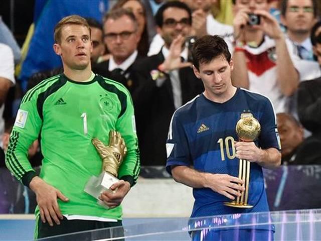 हार के बावजूद टूर्नामेंट के सर्वश्रेष्ठ खिलाड़ी बने मेसी Messi wins Golden Ball