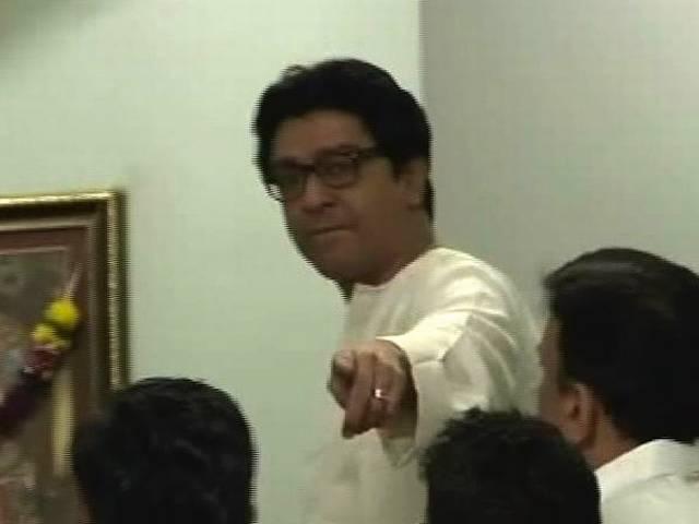 मोदी का मजाक नहीं उड़ाया: राज _Thackeray _denies _making _fun _of _PM _Modi