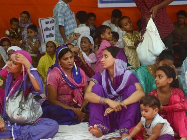 दंगा पीड़ितों ने किया विरोध प्रदर्शन _Muzaffarnagar _riots _victims _protest