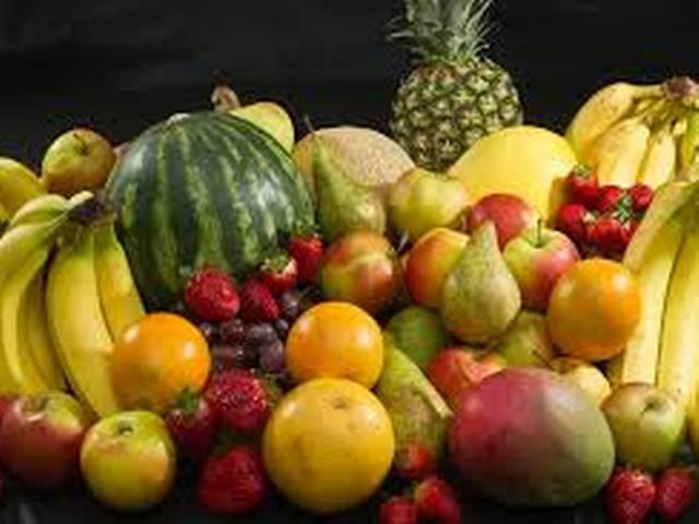 आपकी सेहत से खिलवाड़ तो नहीं कर रहे चमकदार फल! health_fruits