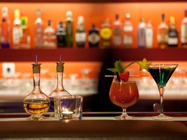 केरल में 418 बार बंद, पर शराब की बिक्री बढ़ी keral_bar_close