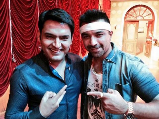 कपिल खुद की तुलना शाहरुख और सलमान से करते हैं: एजाज खान KAPIL_COMPARE_HIMSELF_WITH_SRK_SALMAN