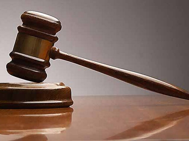 कोर्ट ने पत्नी से कहा कि पूर्व क्रिकेटर पति को दे गुजारा भत्ता ex cricketer